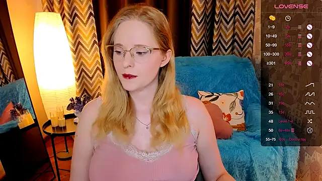 Snapshot of Aemilia_ chatting on November 23, 2025, 6:12 am Aemilia online show from November 23, 2025, 6:12 am