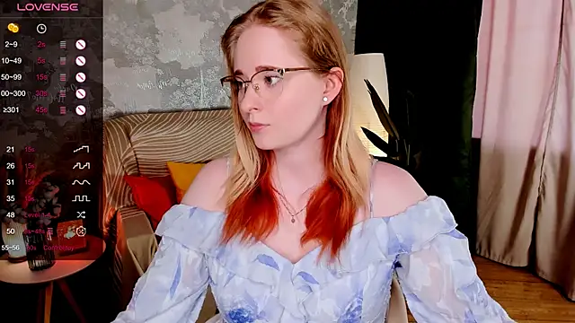 Snapshot of Aemilia_ chatting on June 25, 2026, 8:52 am Aemilia online show from June 25, 2026, 8:52 am