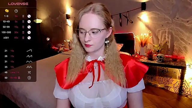 Snapshot of Aemilia_ chatting on October 23, 2025, 8:46 am Aemilia online show from October 23, 2025, 8:46 am