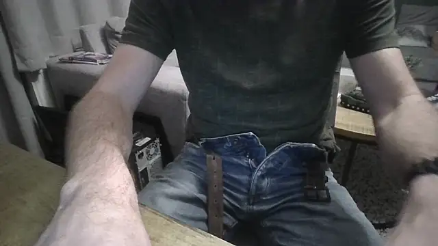 Snapshot of Michealtje85 chatting on November 27, 2025, 10:43 pm Michealtje85 online show from November 27, 2025, 10:43 pm