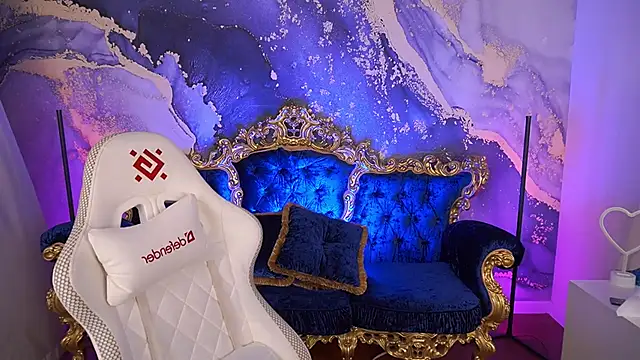 Snapshot of CozyMell chatting on November 16, 2025, 2:11 pm CozyMell online show from November 16, 2025, 2:11 pm