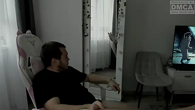 MashkaRay online show from October 9, 2025, 1:44 pm