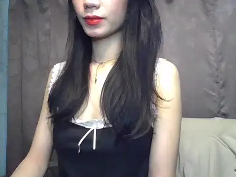 Snapshot of Ladygirrl22 chatting on November 16, 2025, 5:56 am Ladygirrl22 online show from November 16, 2025, 5:56 am