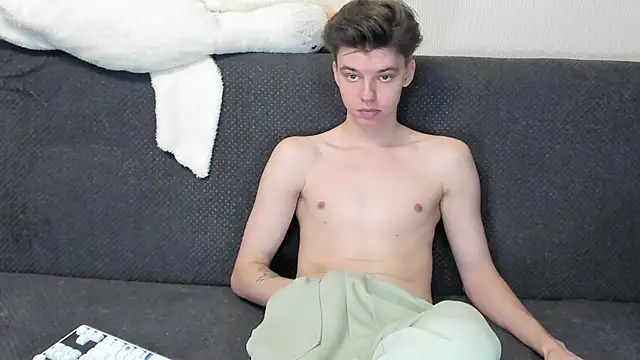 Snapshot of Liam_sexy1 chatting on November 25, 2025, 1:11 pm Liam sexy1 online show from November 25, 2025, 1:11 pm