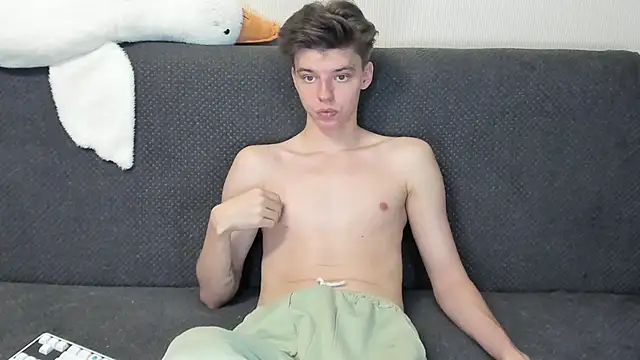 Snapshot of Liam_sexy1 chatting on November 28, 2025, 2:17 pm Liam sexy1 online show from November 28, 2025, 2:17 pm