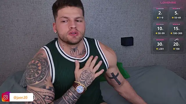 Jaor owens20 online show from February 27, 2026, 12:00 am