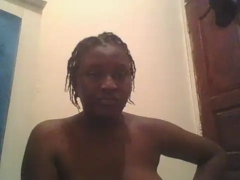 Snapshot of Heavy_ass chatting on March 8, 2025, 6:58 pm Heavy ass online show from March 8, 2025, 6:58 pm