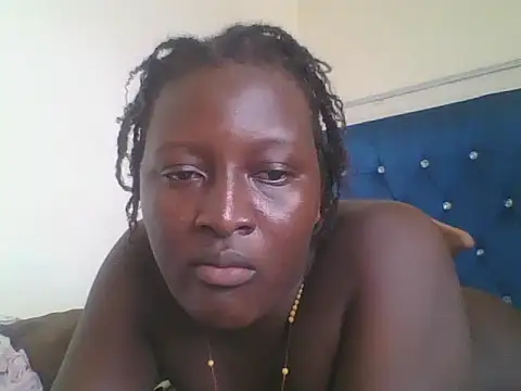 Snapshot of Heavy_ass chatting on March 10, 2025, 12:17 pm Heavy ass online show from March 10, 2025, 12:17 pm