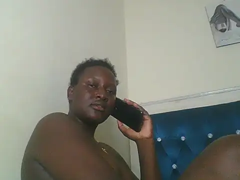Snapshot of Heavy_ass chatting on March 17, 2025, 5:27 pm Heavy ass online show from March 17, 2025, 5:27 pm