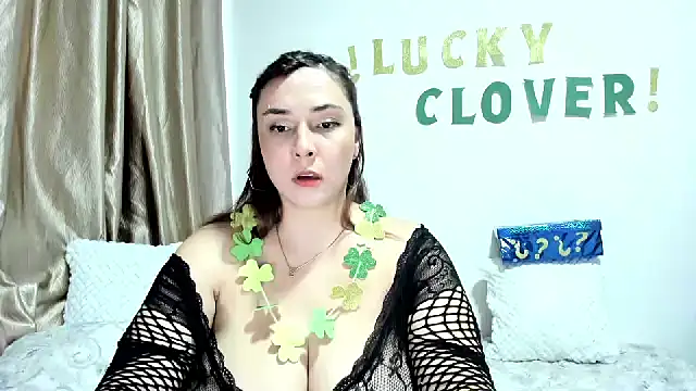 SuzyGamingFairy online show from March 16, 2026, 10:45 pm