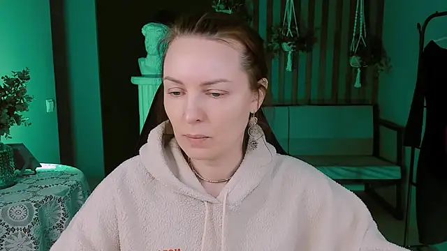 Snapshot of VandaRossi chatting on February 27, 2025, 1:17 pm VandaRossi online show from February 27, 2025, 1:17 pm