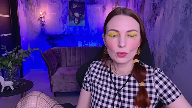 Snapshot of VandaRossi chatting on March 2, 2025, 11:19 am VandaRossi online show from March 2, 2025, 11:19 am