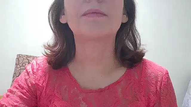 HollyJewel online show from December 19, 2025, 1:57 pm