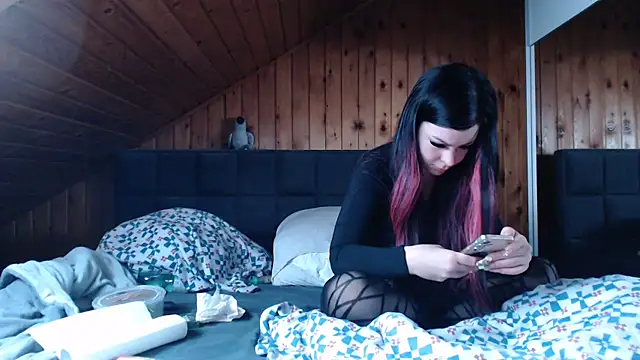 BoeseMoni1998 online show from October 9, 2025, 11:11 am