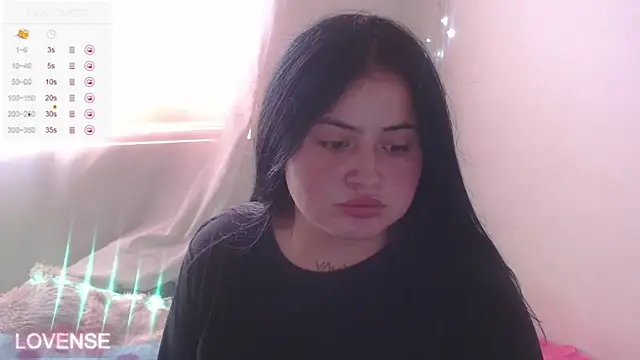 PamelaDoouce online show from December 5, 2024, 4:50 pm