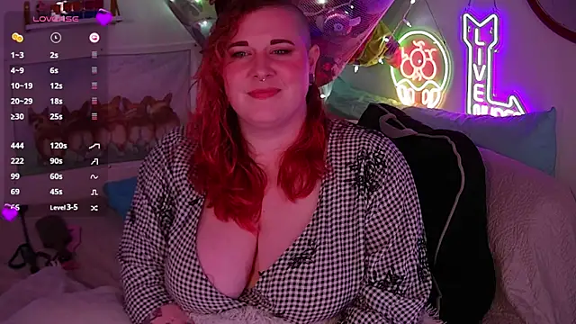 Snapshot of opalreigning chatting on December 1, 2025, 8:48 am opalreigning online show from December 1, 2025, 8:48 am