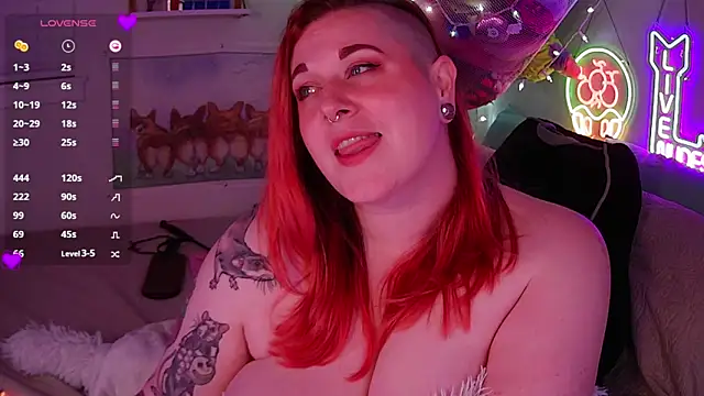 Snapshot of opalreigning chatting on October 10, 2025, 8:15 am opalreigning online show from October 10, 2025, 8:15 am