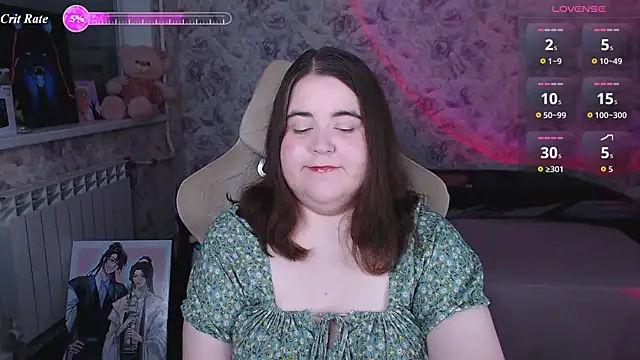 Snapshot of Estelle_Hicks chatting on July 13, 2026, 7:13 pm Estelle Hicks online show from July 13, 2026, 7:13 pm