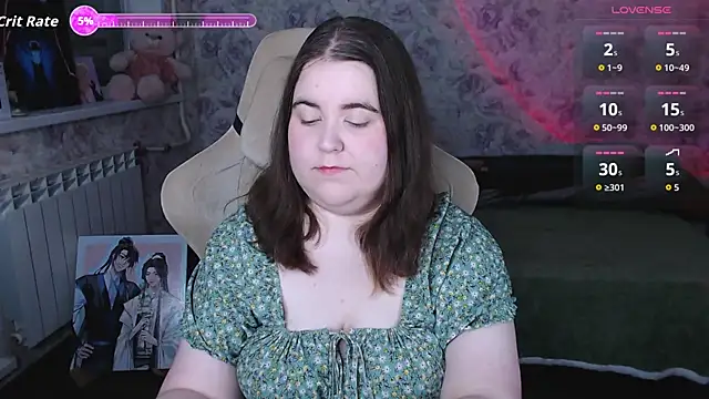 Snapshot of Estelle_Hicks chatting on July 15, 2026, 7:21 pm Estelle Hicks online show from July 15, 2026, 7:21 pm