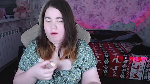 Estelle Hicks online show from February 23, 2026, 6:30 pm