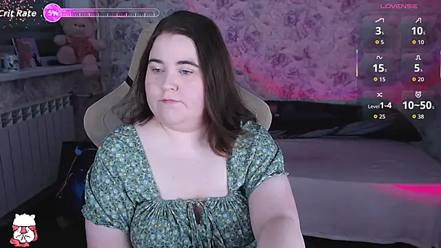 Estelle Hicks online show from April 22, 2026, 6:47 pm