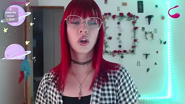 Snapshot of _GalyaX_ chatting on October 31, 2025, 12:29 am GalyaX online show from October 31, 2025, 12:29 am