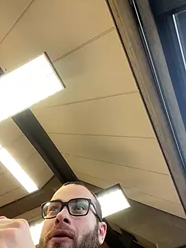 Snapshot of 0maxx00 chatting on January 7, 2025, 10:44 am 0maxx00 online show from January 7, 2025, 10:44 am