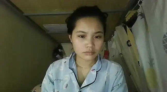 Snapshot of Be-MyMy chatting on March 15, 2025, 6:36 am Be-MyMy online show from March 15, 2025, 6:36 am