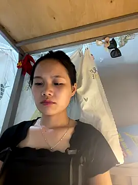 Snapshot of Be-MyMy chatting on September 11, 2025, 2:28 pm Be-MyMy online show from September 11, 2025, 2:28 pm