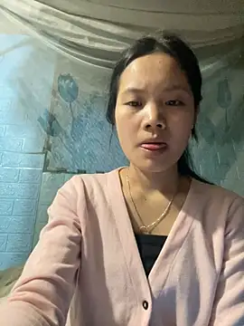 Snapshot of Be-MyMy chatting on January 25, 2025, 2:14 pm Be-MyMy online show from January 25, 2025, 2:14 pm