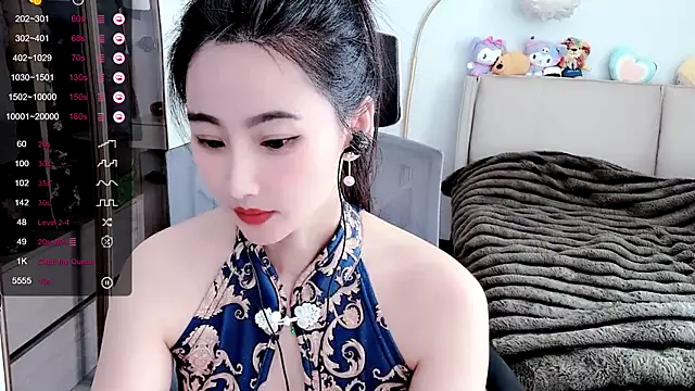 FeiFei-babe online show from February 28, 2025, 7:37 am
