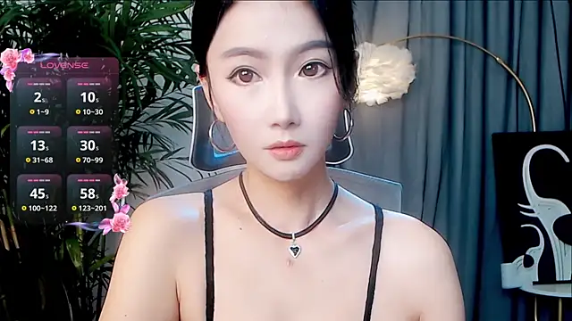 FeiFei-babe online show from October 27, 2025, 1:01 pm