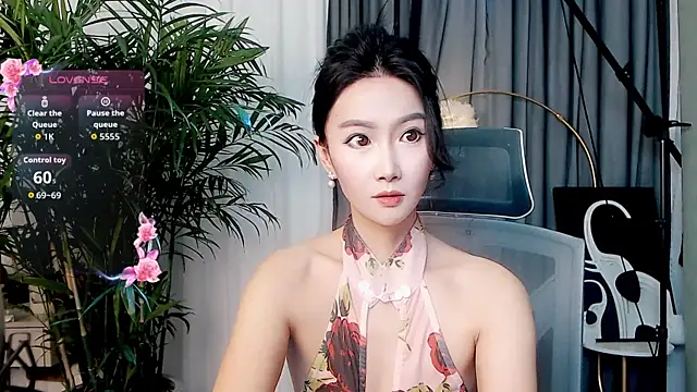 FeiFei-babe online show from November 4, 2025, 3:16 pm