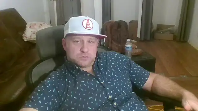 Snapshot of poundyouout69 chatting on February 20, 2026, 3:47 am poundyouout69 online show from February 20, 2026, 3:47 am