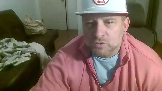 Snapshot of poundyouout69 chatting on February 14, 2026, 10:26 am poundyouout69 online show from February 14, 2026, 10:26 am