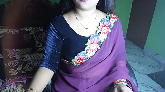 BengaliQueenStar online show from April 26, 2026, 3:42 pm