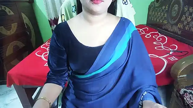 Snapshot of BengaliQueenStar chatting on July 25, 2026, 4:13 pm BengaliQueenStar online show from July 25, 2026, 4:13 pm