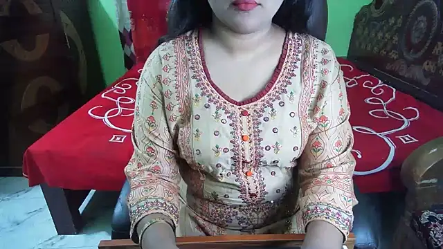 Snapshot of BengaliQueenStar chatting on June 9, 2026, 4:08 pm BengaliQueenStar online show from June 9, 2026, 4:08 pm
