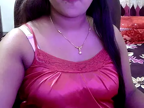 BengaliQueenStar online show from March 3, 2025, 6:35 pm
