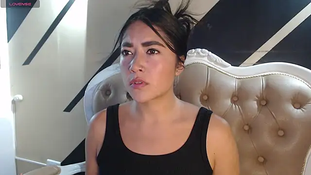 Snapshot of Susy_thomson chatting on March 12, 2025, 8:31 pm Susy thomson online show from March 12, 2025, 8:31 pm