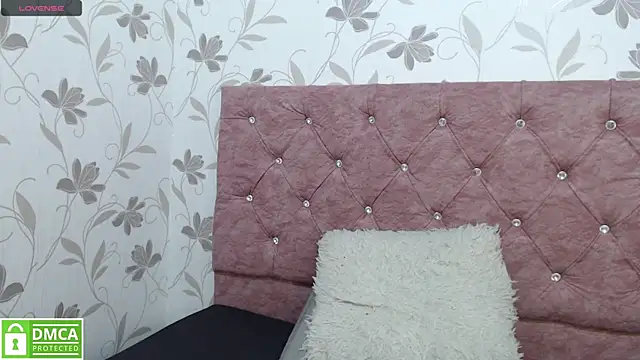 Snapshot of Susy_thomson chatting on February 23, 2025, 2:29 am Susy thomson online show from February 23, 2025, 2:29 am