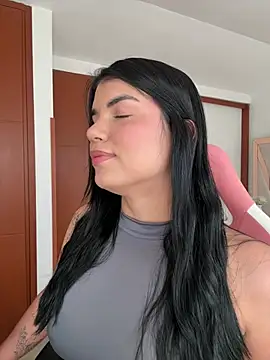 emma lopes online show from June 21, 2026, 9:20 pm