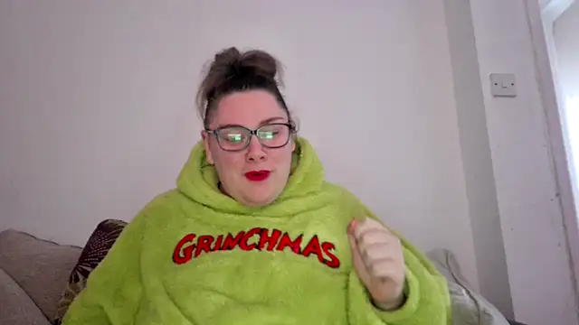 Bustycurves online show from November 22, 2025, 12:26 pm