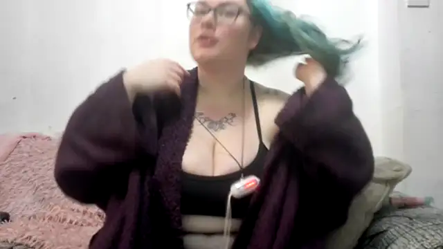 Bustycurves online show from February 27, 2026, 10:53 pm