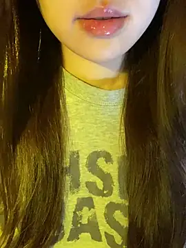 minmin2kk5 online show from May 9, 2026, 1:42 am