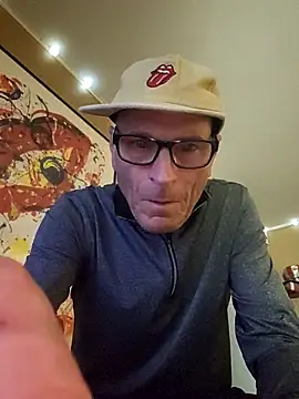 Richard Dixon online show from March 23, 2025, 6:47 am