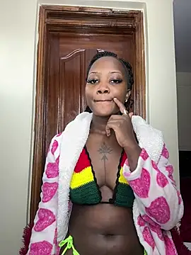 Snapshot of Queen_Arnah254 chatting on May 7, 2026, 9:56 am Queen Arnah254 online show from May 7, 2026, 9:56 am