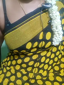 Snapshot of Janavi-janu chatting on November 29, 2025, 6:30 pm Janavi-janu online show from November 29, 2025, 6:30 pm