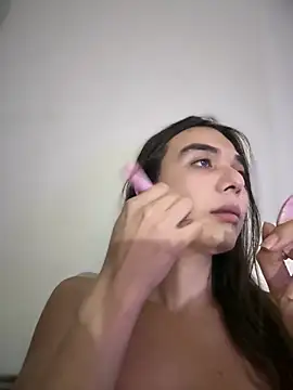 Snapshot of saracaball_ chatting on November 19, 2025, 4:12 am saracaball online show from November 19, 2025, 4:12 am