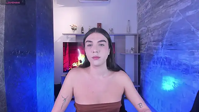 Snapshot of saracaball_ chatting on October 7, 2025, 1:28 am saracaball online show from October 7, 2025, 1:28 am